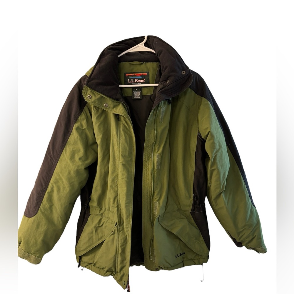 LL Bean women’s insulated jacket green black gortex Small